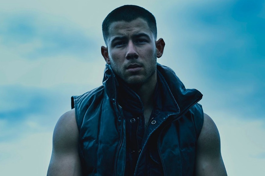 Nick Jonas announces new album and presents the single "Spaceman"