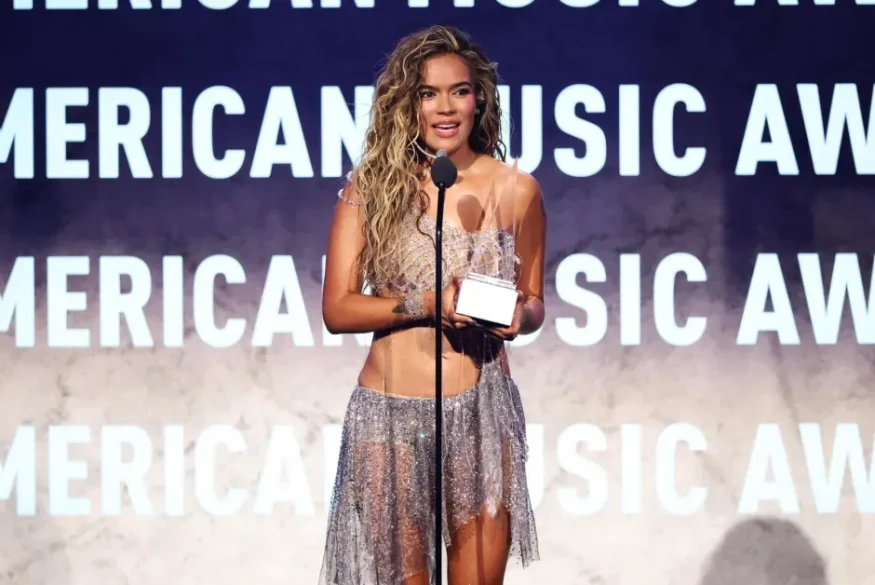 Karol G Looks Back Without Regret on “No Me Arrepiento de Sentir Tanto”