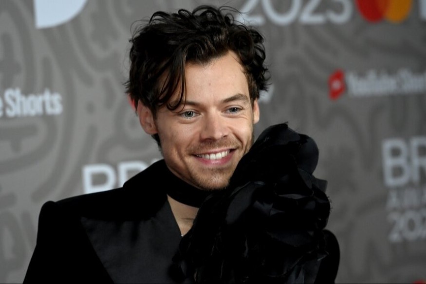 Harry Styles Says Goodbye to Mexico City With Free Churros for Fans