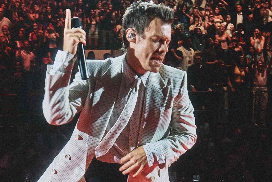 Harry Styles Fans Are Turning Concert Tickets Into Thousands of Hours of Volunteering